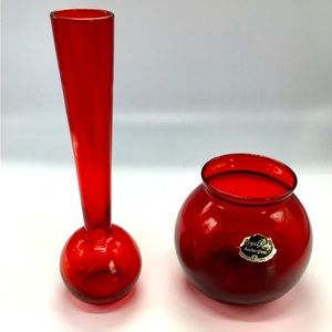 2Pc Vintage Ruby Red Anchor Hocking Glass Vases. 8x2 & 4x3”Original Tags